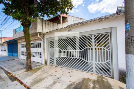 Casa à venda com 160m², 4 quartos e 3 vagasFachada