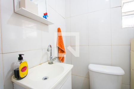 Casa à venda com 160m², 4 quartos e 3 vagasBanheiro do quarto 2
