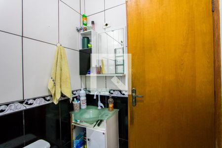 Casa à venda com 160m², 4 quartos e 3 vagasBanheiro social