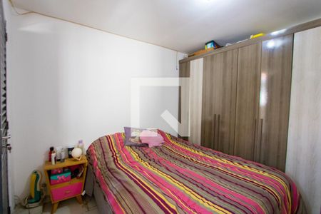 Quarto 2 - Suíte de casa à venda com 4 quartos, 160m² em Jardim Ocara, Santo André