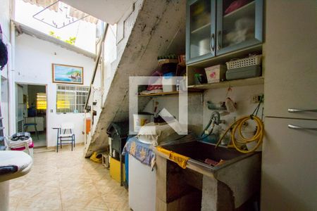 Casa à venda com 160m², 4 quartos e 3 vagasÁrea de serviço