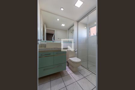 Apartamento à venda com 42m², 1 quarto e 1 vaga Apartamento à venda com 42m², 1 quarto e 1 vagaBanheiro da Suite