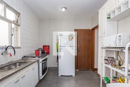 Apartamento à venda com 105m², 3 quartos e 2 vagas Apartamento à venda com 105m², 3 quartos e 2 vagasCozinha