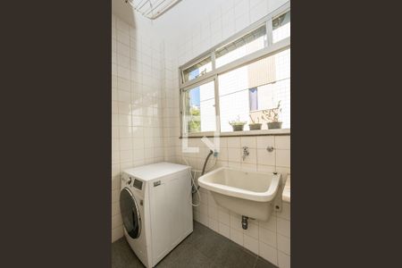 Apartamento à venda com 105m², 3 quartos e 2 vagas Apartamento à venda com 105m², 3 quartos e 2 vagasÁrea de Serviço