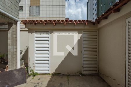 Apartamento à venda com 105m², 3 quartos e 2 vagas Apartamento à venda com 105m², 3 quartos e 2 vagasbox