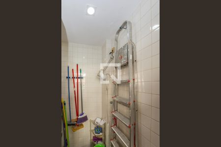 Apartamento à venda com 105m², 3 quartos e 2 vagas Apartamento à venda com 105m², 3 quartos e 2 vagasBanheiro de serviço