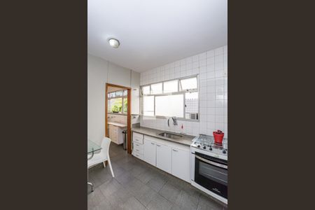 Apartamento à venda com 105m², 3 quartos e 2 vagas Apartamento à venda com 105m², 3 quartos e 2 vagasCozinha