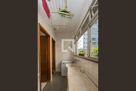 Apartamento à venda com 105m², 3 quartos e 2 vagas Apartamento à venda com 105m², 3 quartos e 2 vagasÁrea de Serviço