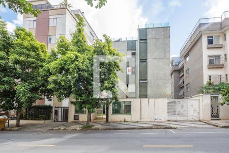 Apartamento à venda com 105m², 3 quartos e 2 vagas Apartamento à venda com 105m², 3 quartos e 2 vagasFachada