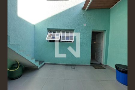 Casa à venda com 135m², 3 quartos e 2 vagas Casa à venda com 135m², 3 quartos e 2 vagasQuintal