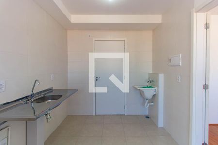 Cozinha de apartamento à venda com 1 quarto, 27m² em Jardim Planalto, São Paulo