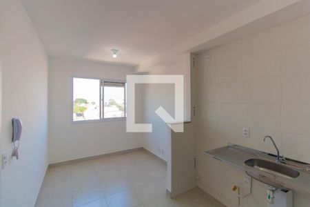 Sala/Cozinha de apartamento à venda com 1 quarto, 27m² em Jardim Planalto, São Paulo