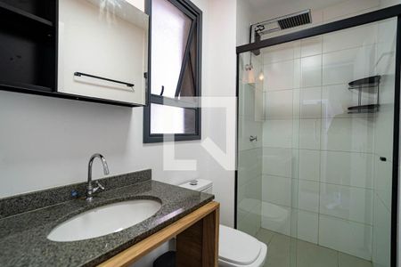 Banheiro de kitnet/studio para alugar com 1 quarto, 26m² em Consolação, São Paulo