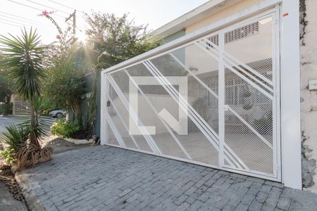 Casa à venda com 137m², 3 quartos e 2 vagasFachada