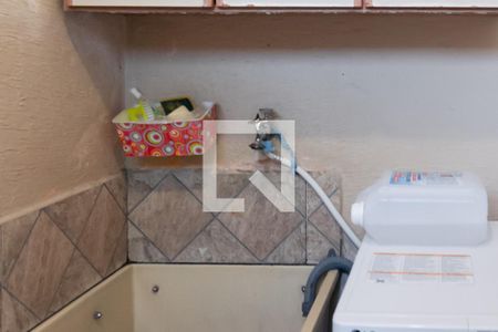 Casa à venda com 137m², 3 quartos e 2 vagasÁrea de Serviço