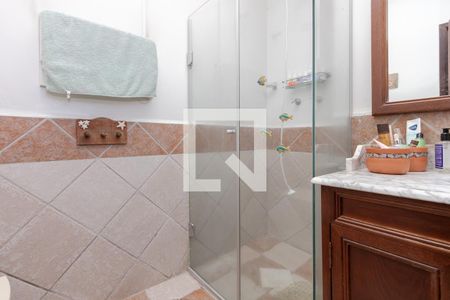 Casa à venda com 137m², 3 quartos e 2 vagasBanheiro da Suíte