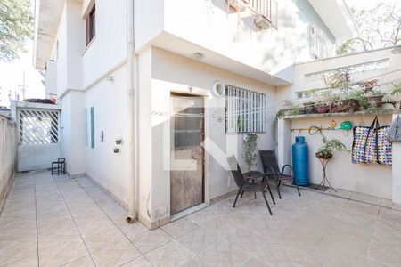 Casa à venda com 137m², 3 quartos e 2 vagasQuintal
