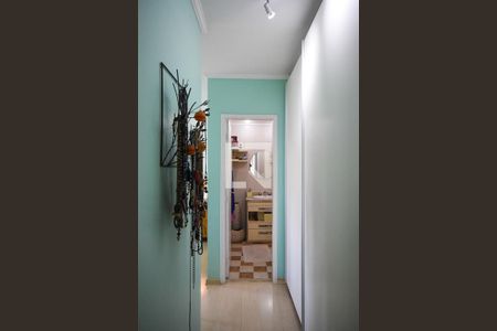 Apartamento à venda com 129m², 4 quartos e 2 vagas Apartamento à venda com 129m², 4 quartos e 2 vagasArmário da suíte