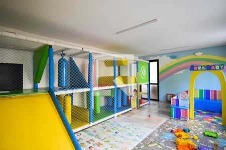 Apartamento à venda com 129m², 4 quartos e 2 vagas Apartamento à venda com 129m², 4 quartos e 2 vagasBrinquedoteca