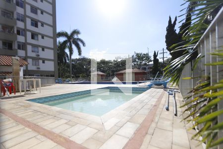 Apartamento para alugar com 65m², 2 quartos e 1 vagaÁrea comum - Piscina