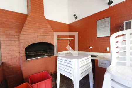 Apartamento para alugar com 65m², 2 quartos e 1 vagaÁrea comum - Churrasqueira