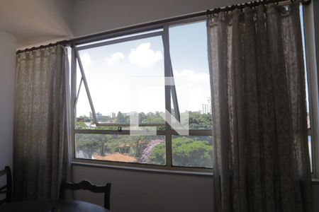 Sala de apartamento para alugar com 3 quartos, 120m² em Planalto Paulista, São Paulo