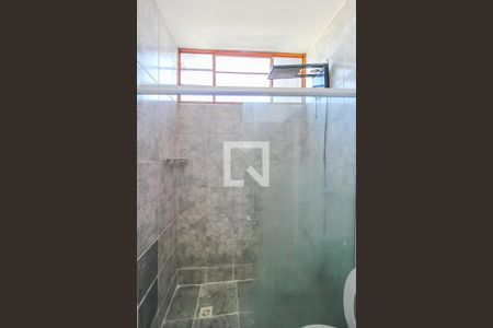 Casa à venda com 320m², 3 quartos e 6 vagas Casa à venda com 320m², 3 quartos e 6 vagasBanheiro