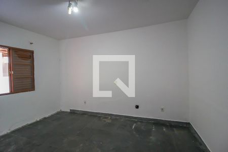 Casa à venda com 320m², 3 quartos e 6 vagas Casa à venda com 320m², 3 quartos e 6 vagasSuíte