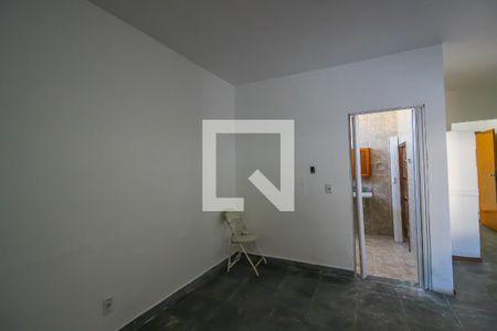 Casa à venda com 320m², 3 quartos e 6 vagas Casa à venda com 320m², 3 quartos e 6 vagasSuíte