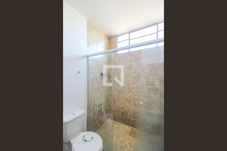 Casa à venda com 320m², 3 quartos e 6 vagas Casa à venda com 320m², 3 quartos e 6 vagasSuíte