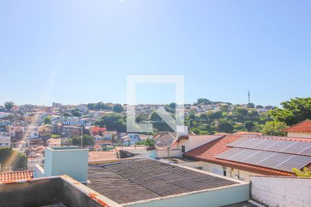 Casa à venda com 320m², 3 quartos e 6 vagas Casa à venda com 320m², 3 quartos e 6 vagasVista