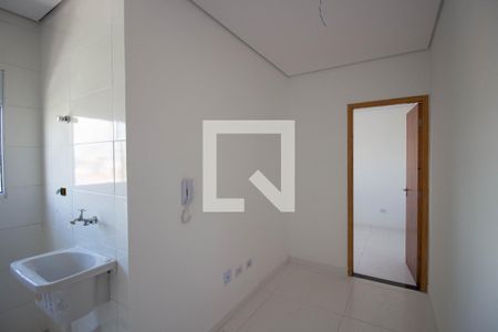Sala-Cozinha-Lavanderia de apartamento para alugar com 1 quarto, 24m² em Itaquera, São Paulo