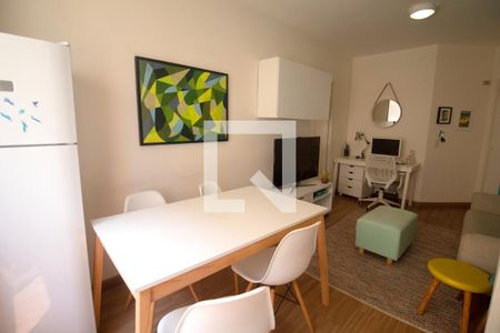 Apartamento à venda com 33m², 1 quarto e 1 vaga Apartamento à venda com 33m², 1 quarto e 1 vagaCozinha
