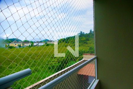 Casa de condomínio à venda com 148m², 4 quartos e sem vaga Casa de condomínio à venda com 148m², 4 quartos e sem vagaSuíte varanda vista