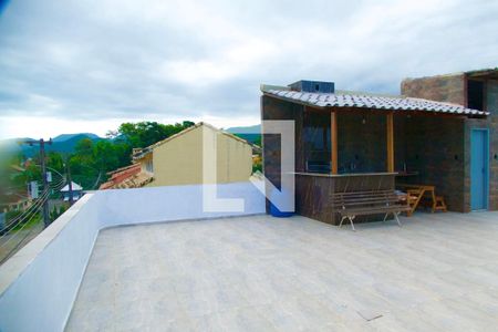 Casa de condomínio à venda com 148m², 4 quartos e sem vaga Casa de condomínio à venda com 148m², 4 quartos e sem vagaTerraço