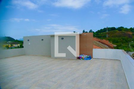 Casa de condomínio à venda com 148m², 4 quartos e sem vaga Casa de condomínio à venda com 148m², 4 quartos e sem vagaTerraço