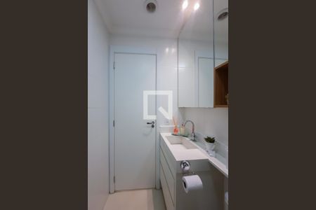 Apartamento para alugar com 74m², 3 quartos e 2 vagas Apartamento para alugar com 74m², 3 quartos e 2 vagasBanheiro Social