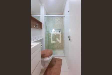 Apartamento para alugar com 74m², 3 quartos e 2 vagas Apartamento para alugar com 74m², 3 quartos e 2 vagasBanheiro Social