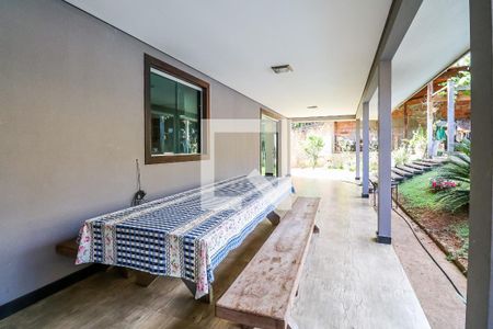 Casa à venda com 800m², 5 quartos e 4 vagasVaranda