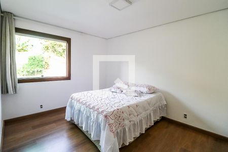 Casa à venda com 800m², 5 quartos e 4 vagasQuarto 3