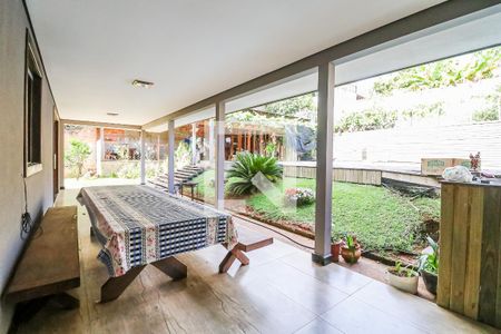 Casa à venda com 800m², 5 quartos e 4 vagasVaranda