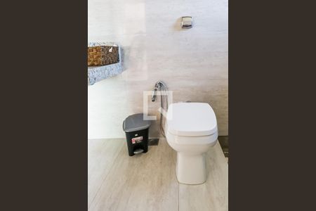 Casa à venda com 800m², 5 quartos e 4 vagasBanheiro da Suíte