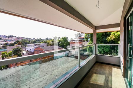 Casa à venda com 800m², 5 quartos e 4 vagasVaranda