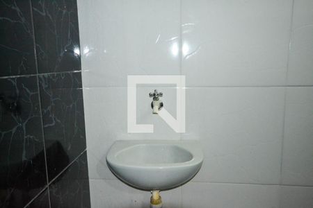 Casa para alugar com 69m², 2 quartos e sem vaga Casa para alugar com 69m², 2 quartos e sem vagaSuíte -banheiro