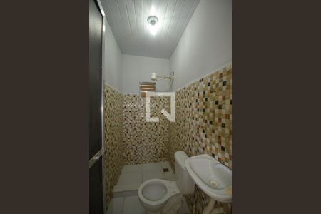 Casa para alugar com 69m², 2 quartos e sem vaga Casa para alugar com 69m², 2 quartos e sem vagaBanheiro Social