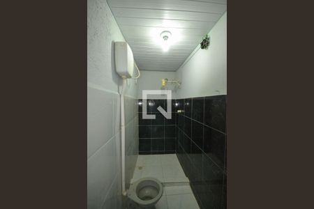 Casa para alugar com 69m², 2 quartos e sem vaga Casa para alugar com 69m², 2 quartos e sem vagaSuíte -banheiro