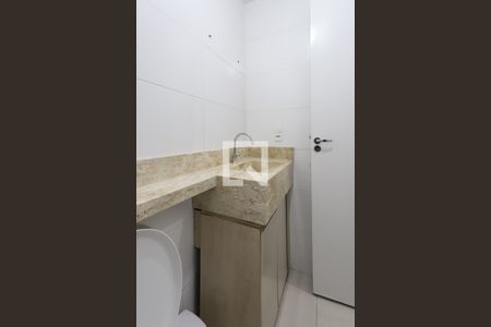 Apartamento à venda com 42m², 2 quartos e sem vaga Apartamento à venda com 42m², 2 quartos e sem vagaBanheiro