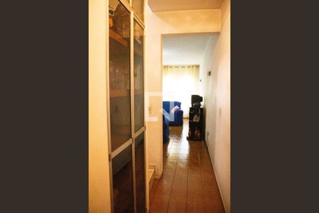 Corredor de casa à venda com 3 quartos, 237m² em Jardim Peri, São Paulo