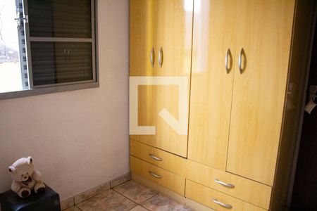 Casa à venda com 237m², 3 quartos e 2 vagasQuarto 2