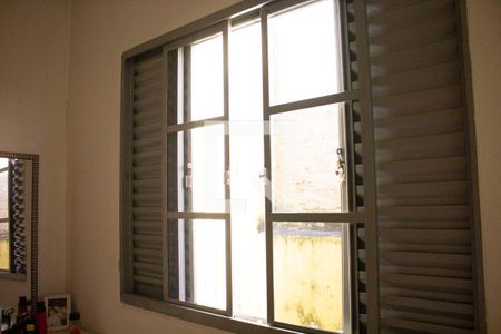 Casa à venda com 237m², 3 quartos e 2 vagasQuarto 3